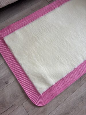 Puffy yumuşak dokulu kilim halısı hasır kenarlı detay
