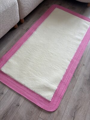Puffy yumuşak dokulu kilim halısı hasır kenarlı detay