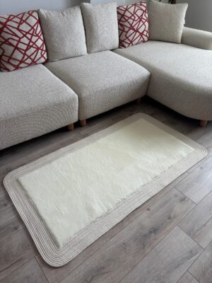 Puffy yumuşak dokulu kilim halısı hasır kenarlı detay