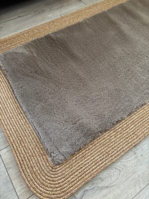 Puffy yumuşak dokulu kilim halısı hasır kenarlı detay