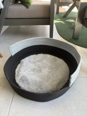 Pawly 55×55 cm Peluş İç Yüzeyli Evcil Hayvan Yatağı – Kaymaz Tabanlı Kedi & Küçük Irk Köpek Yatağı Medium – görsel 57